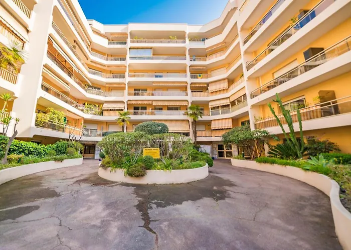 50m Monaco - Grimaldi Forum - Larvotto - Ai *